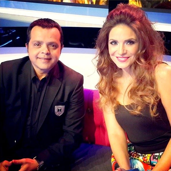 Hilda khalife in Ajmal Sinin Omrina